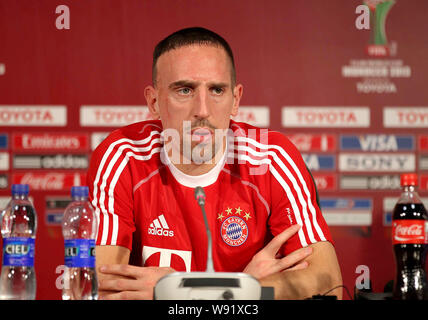 Franck Ribery von Germanys Bayern München spricht auf einer Pressekonferenz während der 2013 FIFA Klub-WM in Agadir, Marokko, am 15. Dezember 2013. Bayer Stockfoto