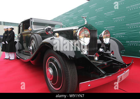 Die 1934 Rolls-Royce Phantom II Car die durch Königin Elisabeth von Großbritannien begünstigt wurde in Shanghai, China, 6. Februar 2013 gesehen. Eine 1934 R Stockfoto