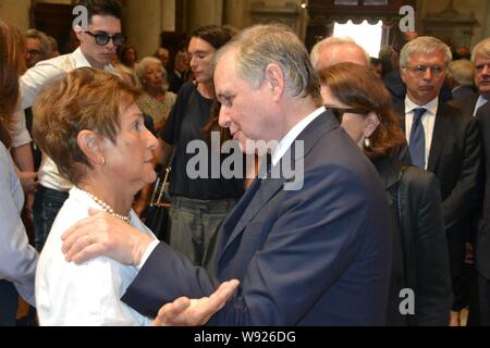 Beerdigung von frabrizio Saccomanni. In der Kirche von San Salvatore in Lauro. Auf dem Foto Ignazio Visco und die Witwe Luciana Saccomanni (Marcellino Radogna/Fotogramma, Rom - 2019-08-12) p.s. La foto e 'utilizzabile nel rispetto del contesto in Cui e' Stata scattata, e senza intento diffamatorio del decoro delle Persone rappresentate Stockfoto