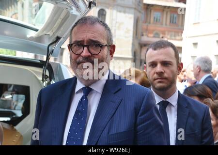 Beerdigung von frabrizio Saccomanni. In der Kirche von San Salvatore in Lauro. Auf dem Foto sein Bruder (Marcellino Radogna/Fotogramma, Rom - 2019-08-12) p.s. La foto e 'utilizzabile nel rispetto del contesto in Cui e' Stata scattata, e senza intento diffamatorio del decoro delle Persone rappresentate Stockfoto