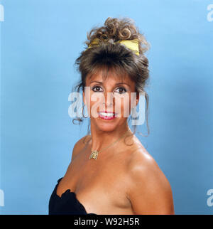 Porträt der Deusch-britischen Schlagersängerin Ireen Sheer, Anfang der 1990er Porträt des deutsch-britischen Sängerin Ireen Sheer, Anfang der 90er Jahre. Stockfoto