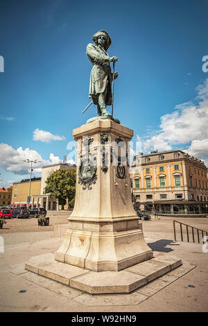 Die Statue der Städte Gründer Karl XI war der erste offizielle Statue in Karlskrona und wurde von König Oscar II. Am 4. Oktober 1897 eingeweiht. Stockfoto