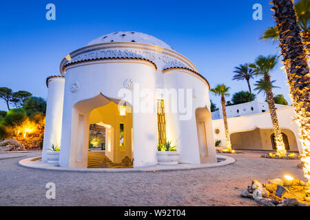 Kalithea Quellen Therme am Abend, Architektur außen, Griechenland. Stockfoto