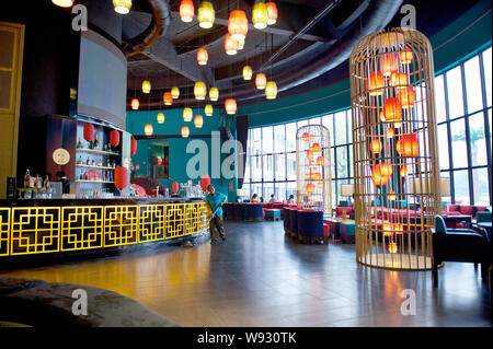 Innenansicht des Atelier im Club Med Resort in Guilin Yangshuo County, der Stadt Guilin, South China Guangxi Zhuang autonomen Region, 20. Oktober 2013 Stockfoto