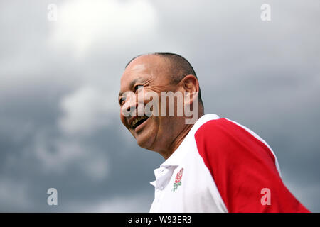 England's Head Coach Eddie Jones während der WM-Kader Ansage an Blaise High School, Bristol. Stockfoto