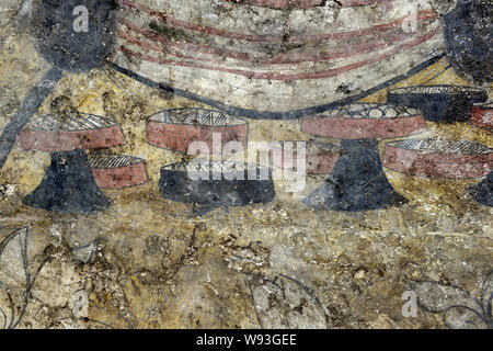 Details zu ein Fresko in der Kammer von einem wandbild Grab des nördlichen Qi Dynastie (550-577 AD), der in Shuozhou Stadt ausgegraben wurde gesehen, in der Basis Stockfoto