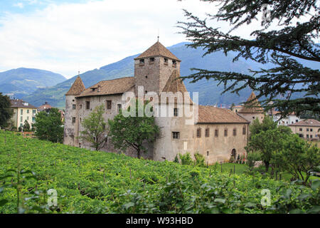 Feudale Maretsch Schloss Castello Mareccio Stockfoto