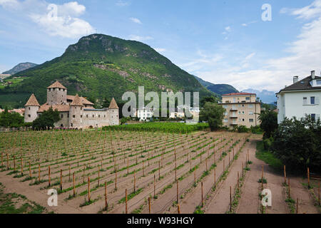 Feudale Maretsch Schloss Castello Mareccio Stockfoto