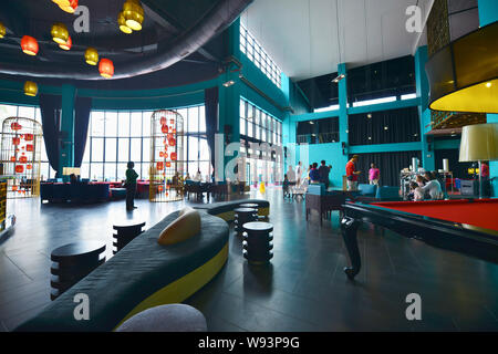 Innenansicht des Atelier im Club Med Resort in Guilin Yangshuo County, der Stadt Guilin, South China Guangxi Zhuang autonomen Region, 20. Oktober 2013 Stockfoto