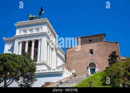 Rom, Italien, April 2018: die Basilika von St. Maria von den Altar des Himmels auf dem Kapitol in Rom Stockfoto