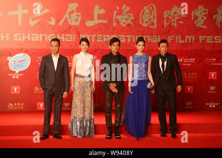 (Von links) Chinesische Schauspieler Wang Xueqi, Schauspielerin Xu Fan, Taiwanesisch Sänger und Schauspieler Jay Chou, chinesische Modell und Schauspieler Li XinAn, Sänger und Schauspieler wird Liu Stockfoto