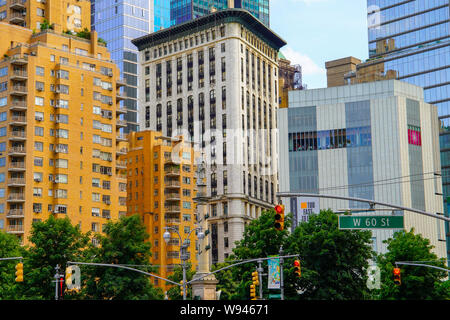 Blick auf die Straße von Manhattan vom Columbus Circle, 60th St und Broadway, New York City Augusti 2019. USA. Stockfoto