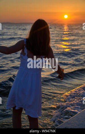 Silhouette in den Sonnenuntergang von Zadar. Kroatien. Europa Stockfoto