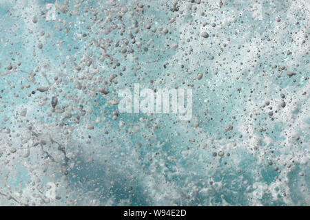 Sea Spray von einer Welle schlagen am Meer auf Teneriffa Stockfoto