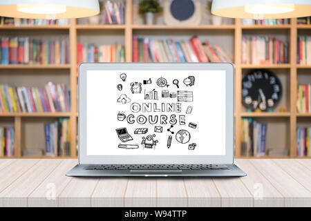 Smart Laptop mit Doodle online Kurs auf dem Bildschirm auf hölzernen Tisch mit Büchern in der Bibliothek Hintergrund. Bildung Konzept. Stockfoto