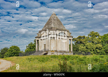 Cobham Hall Mausoleum - Ansichten Stockfoto