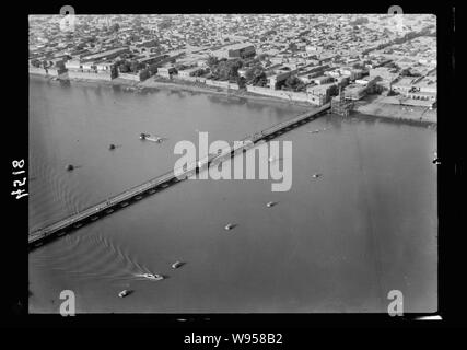 Air Route via Amman nach Bagdad und der Wüste. Tigris. Die Qata' eine Brücke in Bagdad Stockfoto