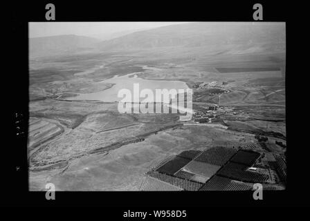 Luft Ansichten. P.E.C. h, Palästina Electric Corporation (Reutenberg's) Jordanien Kraftwerk, das gesamte System, Yarmuk Tal im Abstand Stockfoto