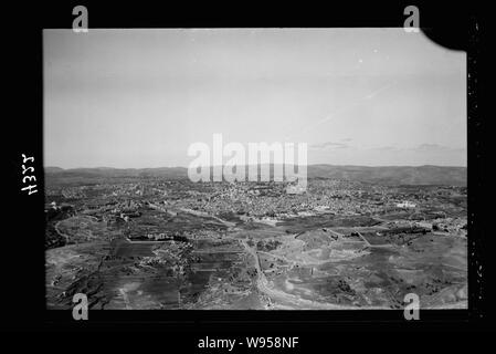 Luft Ansichten von Palästina. Air Route nach dem alten Jerusalem - Jericho Straße. Jerusalem aus der S.E. Kurz vor der Stadt von Bethanien Stockfoto