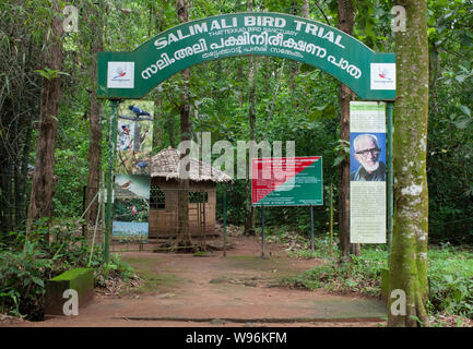 Eingang Thattekad Vogelschutzgebiet auch als Salim Ali Bird Sanctuary, Ernakulum Bezirk, Thattekad, Kerala, Indien Stockfoto