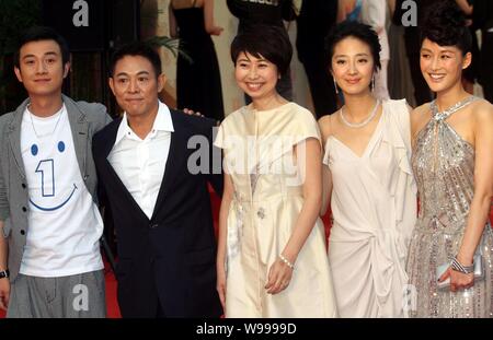 (Von links) Chinesische Schauspieler Wen Zhang und Jet Li, Direktor Xue Xiaolu, taiwanesische Schauspielerin Guey Lun-mei und chinesische Sängerin und Schauspielerin Chen Rui sind pictu Stockfoto