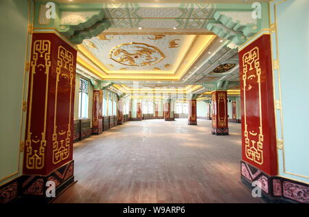 In einem Saal des Hotel Fairmont Peace nach der dreijährigen Restaurierung in Shanghai, China, 12. März 2010. Peace Hotel, Landmark Hotel i Stockfoto