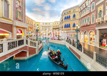 Macau, China - Februar 25, 2017: Blick auf den Venetian Macao San Luca Kanal. Es ist ein luxuriöses Hotel und Casino Resort in Macau Stockfoto