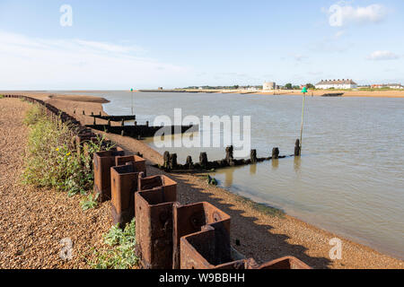River Deben Mündung mit Nordsee zwischen Bawdsey und Felixstowe Ferry, Suffolk, England, Großbritannien Stockfoto