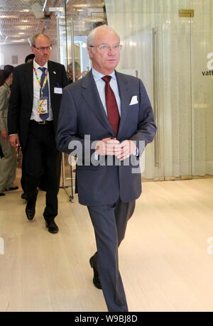 Der schwedische König Carl XVI Gustaf besucht die Schweden Pavillon auf der Expo in Shanghai, China, 23. Mai 2010. Stockfoto