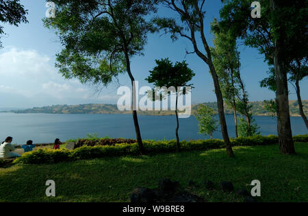 Bhandardara Stausee in der Nähe von Igatpuri, in den Western Ghats von Indien. In der Tehsil Akole Ahmednagar district Maharashtra, Indien. Stockfoto