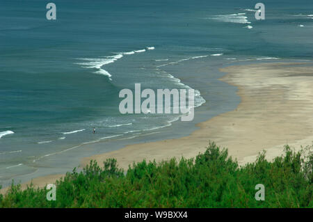 Luftaufnahme von GANPATIPULE Strand, Meer, AREBIAN, Ratnagiri, Maharashtra, Indien. Stockfoto