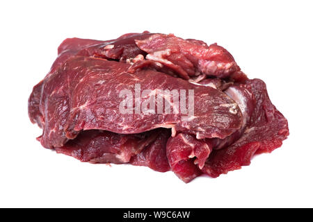 Stücke von rohem Rindfleisch auf weißem Hintergrund Stockfoto