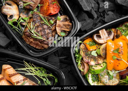 Nahaufnahme von gegrillten gutes Essen vom Restaurant auf Kohle Stockfoto