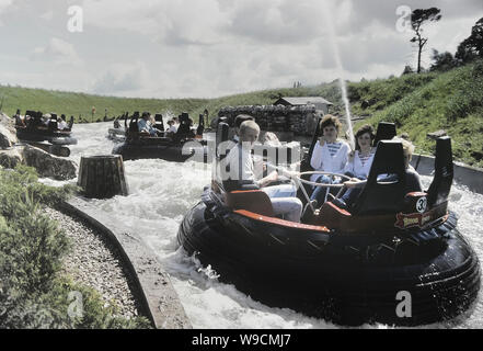 Der Grand Canyon Rapids, Alton Towers Resort, Staffordshire, England, UK. Ca. 80er Stockfoto