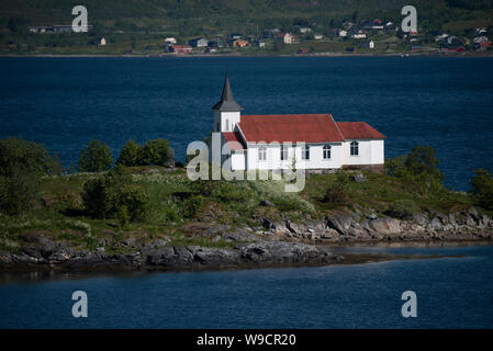 Sildpollnes Kirche, Lofoten, Norwegen. Stockfoto