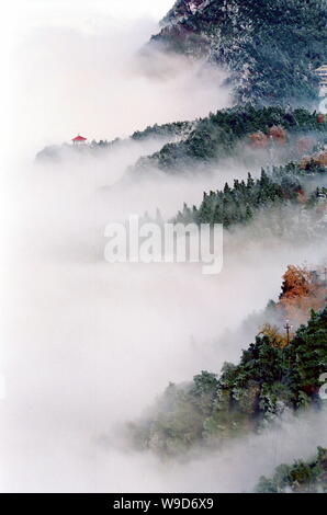 Snowscape von Lu Berg (Berg Lushan) im Osten Chinas Provinz Jiangxi, 2008. Stockfoto