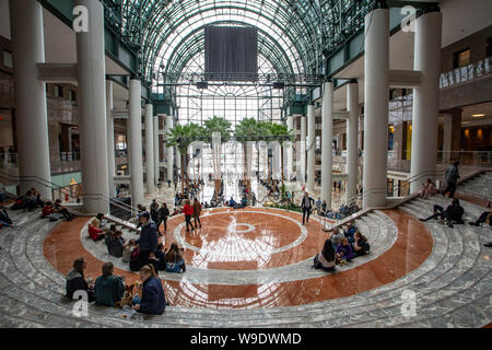 USA, New York City, Manhattan, Downtown, Shopping Mall im World Trade Center Stockfoto