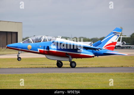 Patrouille de France mit ihren Alpha Jets in Aktion an der Royal International Air Tattoo RIAT 2019 an RAF Fairford, Gloucestershire, VEREINIGTES KÖNIGREICH Stockfoto