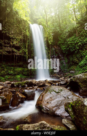 Mahua Wasserfall in der Crocker Range National Park Tambunan Sabah Borneo Malaysia Stockfoto