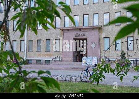 Nord-österbotten Museum (Museo Pohjois-Pohjanmaan) in Hupisaaret Inseln City Park (Ainolan Puisto Garten) in Oulu, Finnland Stockfoto