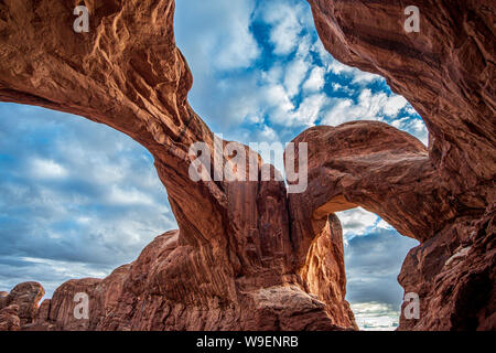 Double Arch im Arches National Park, Utah, USA Stockfoto