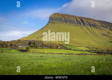 Benbulbin im County Sligo, Irland Stockfoto