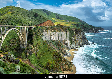 Bixby Creek Bridge an der Big Sur Küste von Kalifornien, USA Stockfoto