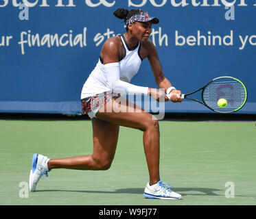 August 13, 2019: Venus Williams (USA) besiegte Kiki Bertens (NED) 6-3, 3-6, 7-6, am Westlichen und Südlichen Öffnen bei Lindner Family Tennis Center in Mason, Ohio gespielt wird. © Leslie Billman/Tennisclix/CSM Stockfoto