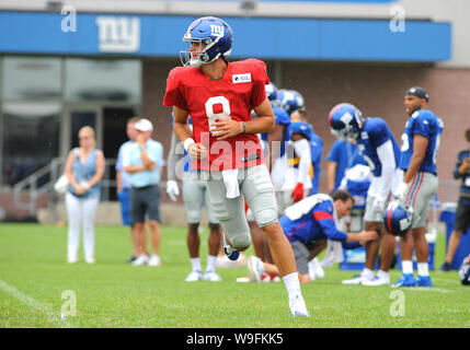 August 13, 2019 - August 13, 2019 - New York Giants Quarterback DANIEL JONES (8) Während des Trainings Camp Aktion an der Quest Diagnostic Training Center, East Rutherford, NJ (Credit Bild: © Bennett CohenZUMA Draht) Stockfoto