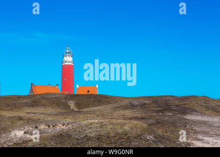 Der Leuchtturm Eierland am nördlichsten Punkt auf der Insel Texel. Es wurde 1864 erbaut und ist fast 35 Meter hoch. Stockfoto