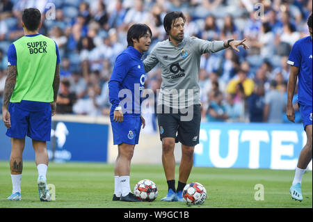 Porto, Portugal. 13 Aug, 2019. Shoya Nakajima (Porto), 13. August 2019 - Fußball: UEFA Champions League dritte qualifikationsrunde 2 bein Übereinstimmung zwischen FC Porto 2-3 FC Krasnodar im Estadio do Dragao in Porto, Portugal. Credit: Itaru Chiba/LBA/Alamy leben Nachrichten Stockfoto