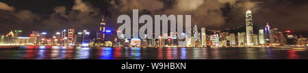 Panoramablick auf die Victoria Bay in Hongkong Juni 2007 Stockfoto