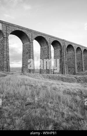 Die ribblehead Viadukt in Ribblesdale in den Yorkshire Dales National Park Stockfoto