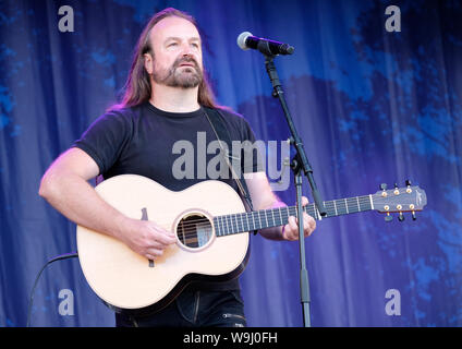 Damian Wilson von Wilson und Wakeman führt an der Cropredy Fairport Convention, Banbury, Großbritannien. August 9, 2019 Stockfoto